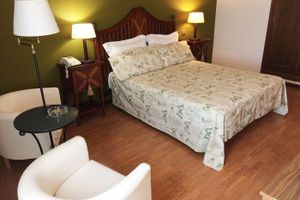 Alojamiento - Hotel Villa de Ferias