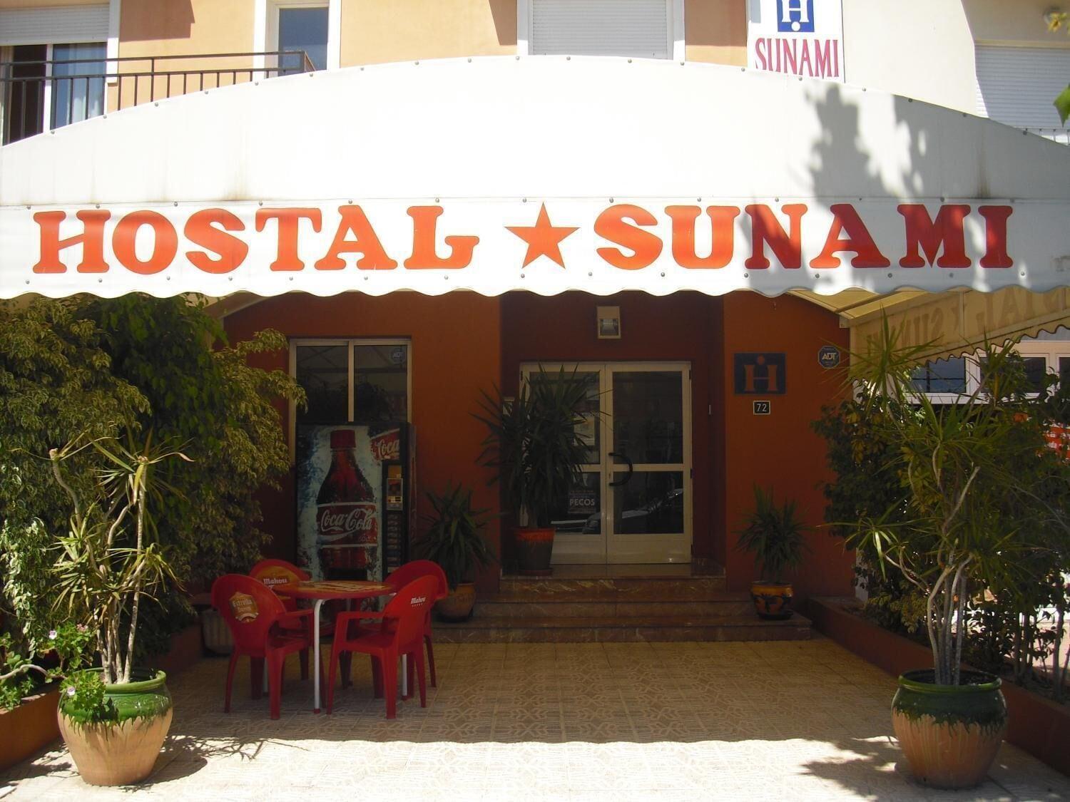 Vista Exterior Hostal Sunami