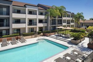 Alojamiento - Courtyard by Marriott Fresno