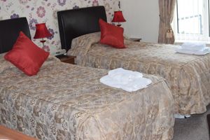 Alojamiento - The Northdale Hotel Ltd