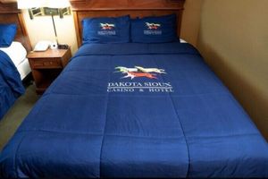 Alojamiento - Dakota Sioux Casino & Hotel