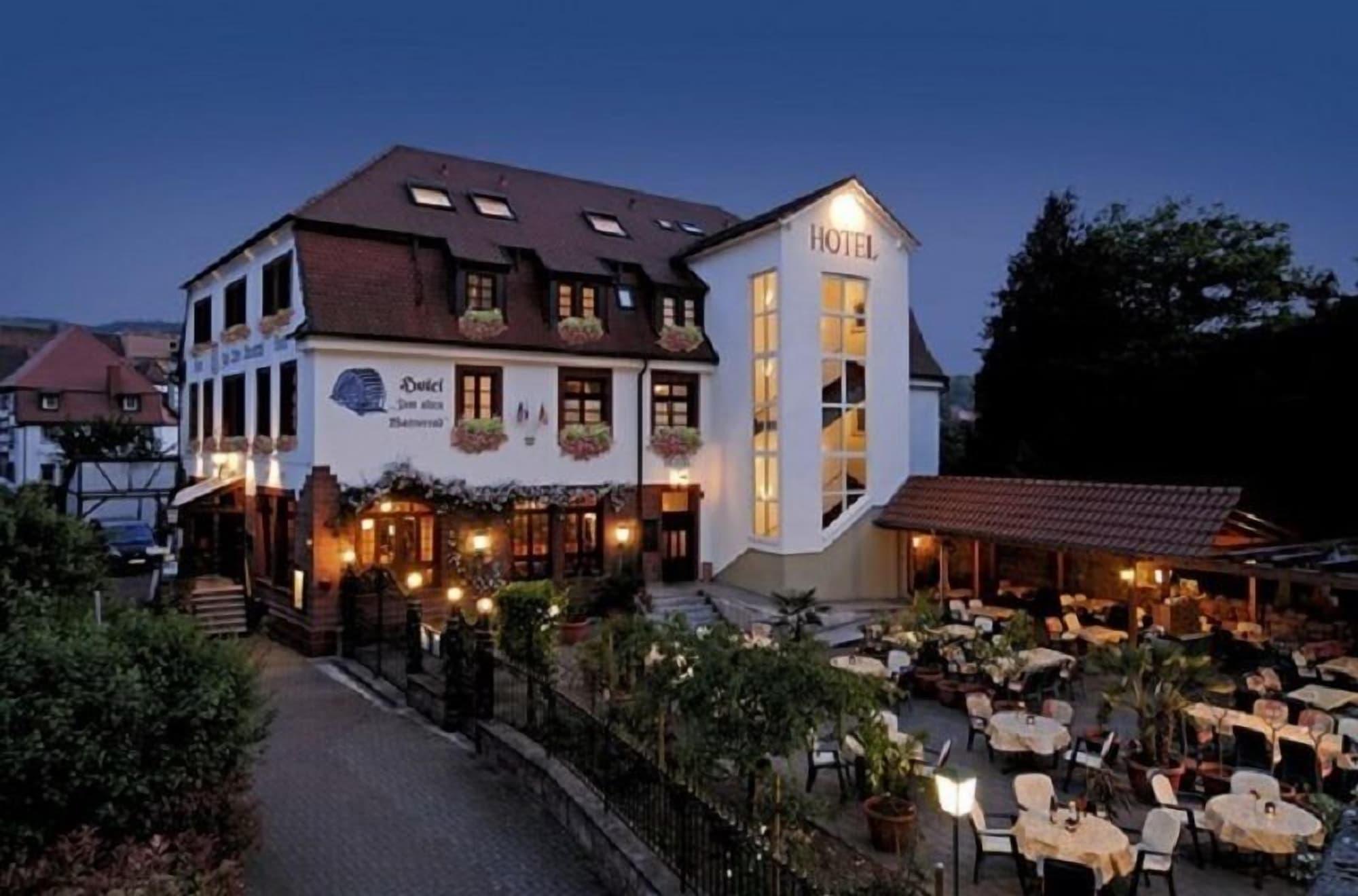 Vista Exterior Zum Alten Wasserrad - L Antica Ruota