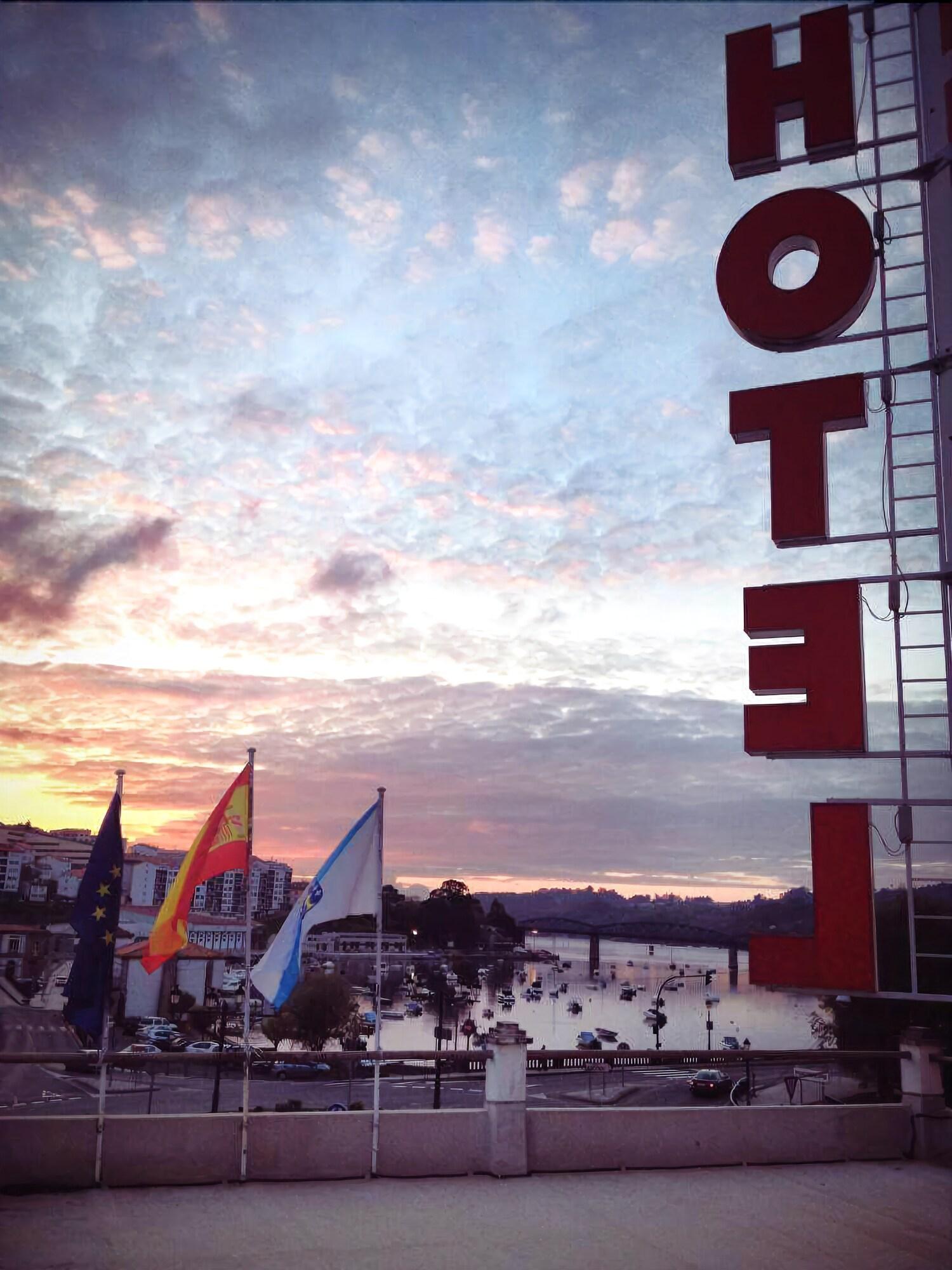 Vista Exterior Hotel Eumesa