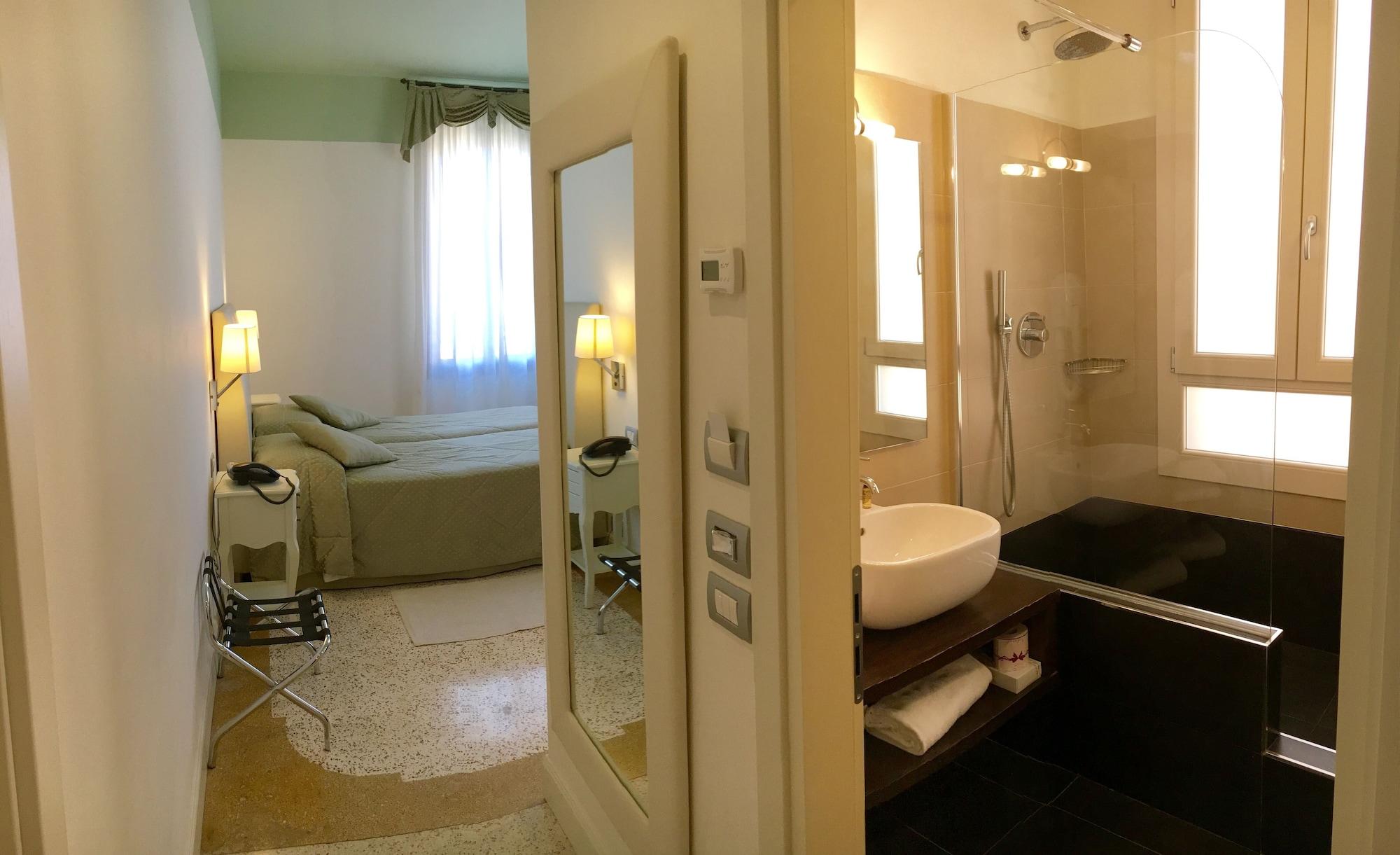 Set de Habitación Hotel Sant'Antonin
