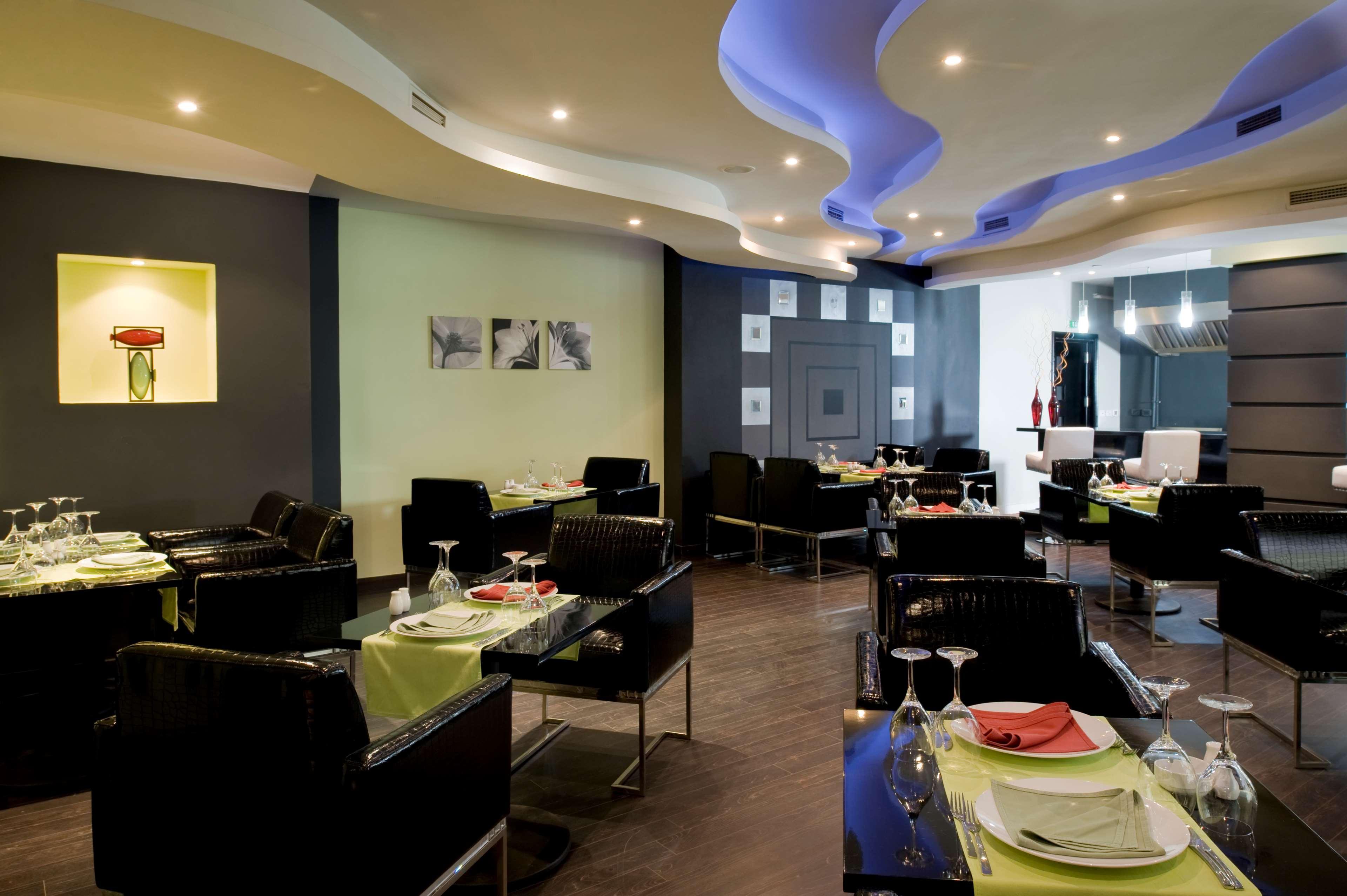 Restaurant Barcelo Cairo Pyramids