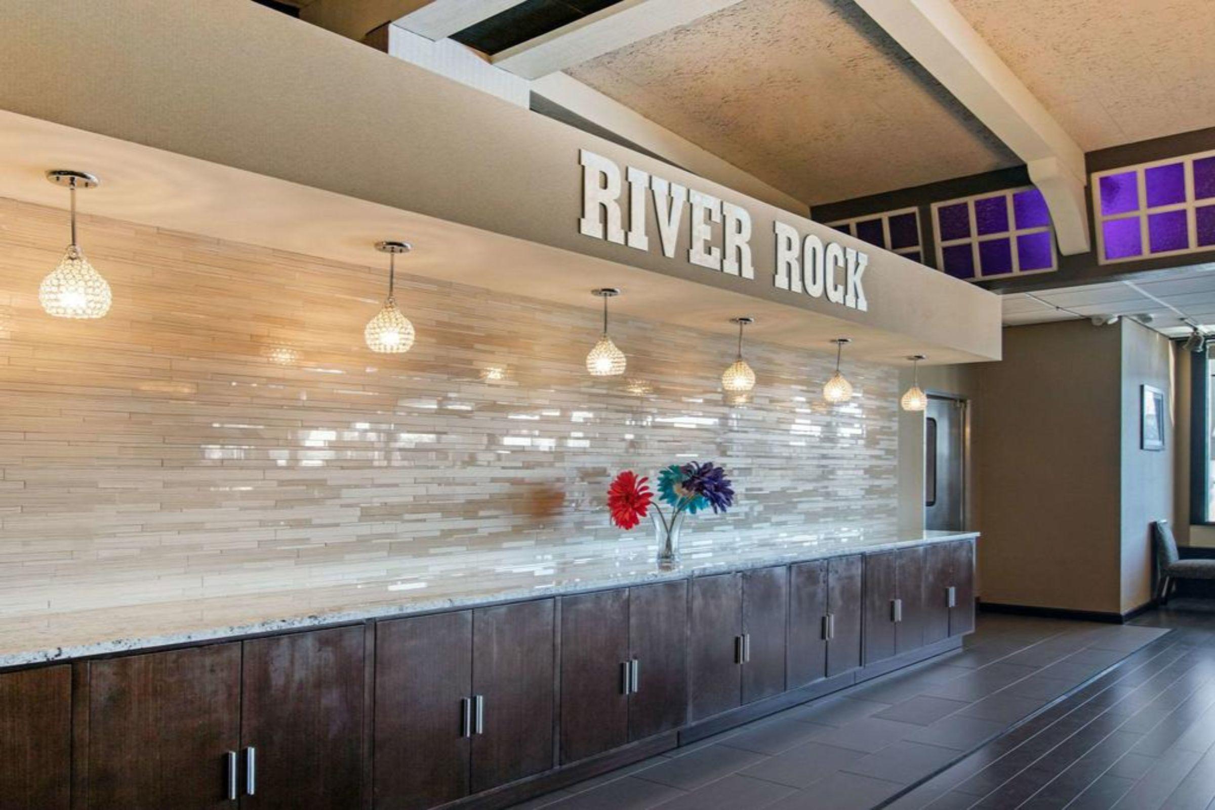 Restaurant Radisson Hotel Grand Rapids Riverfront