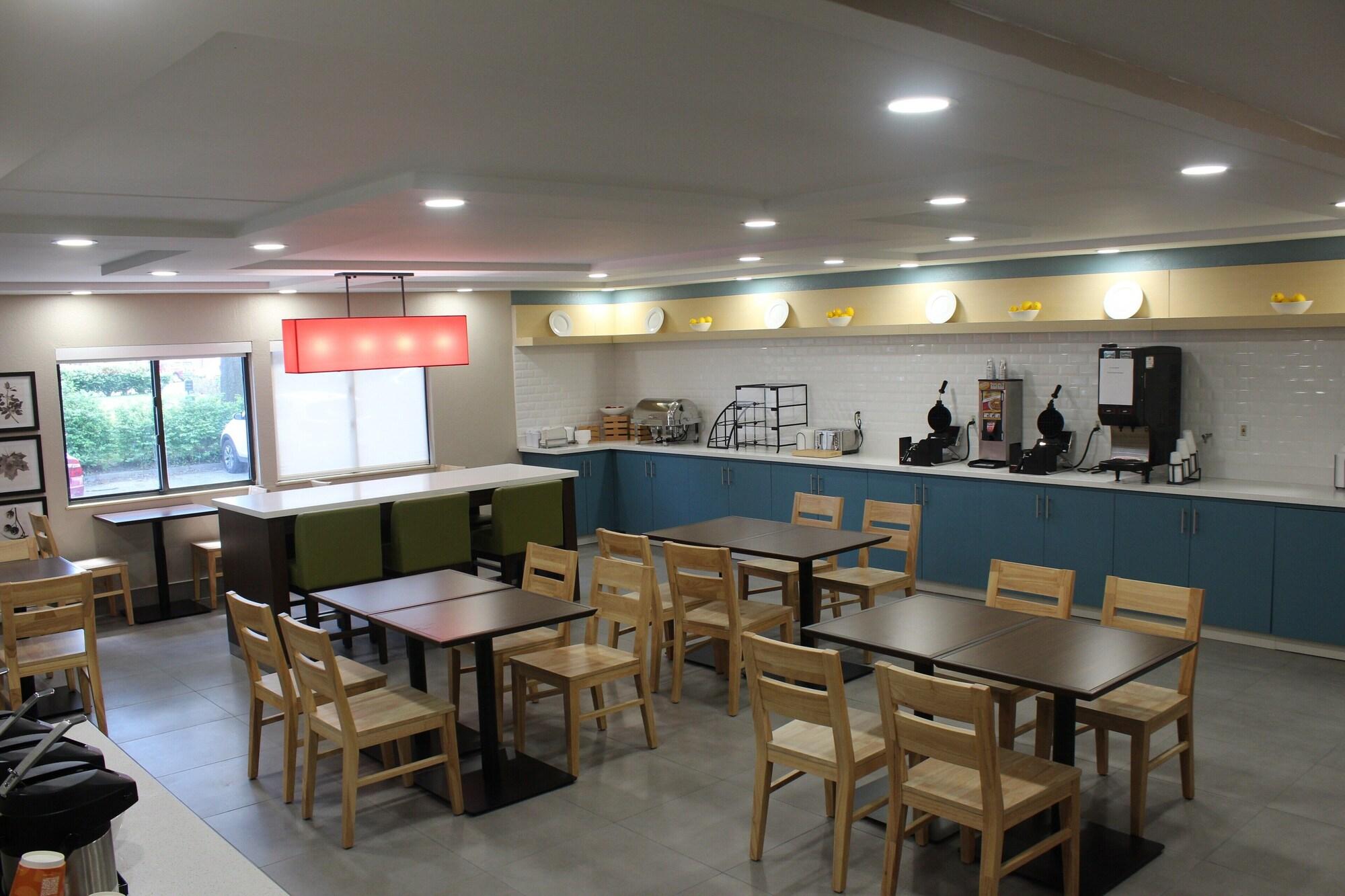 Restaurant Country Inn & Suites By Radisson, Dunbar - Charleston