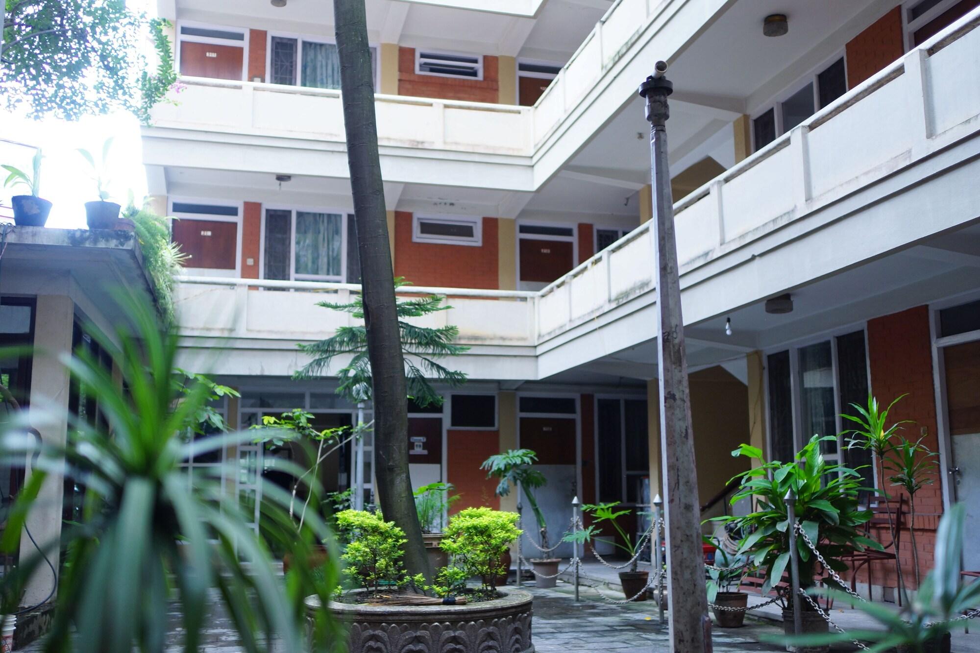 Varios Hotel Blue Diamond
