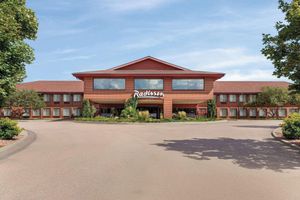 Alojamiento - Radisson Hotel Colorado Springs Airport