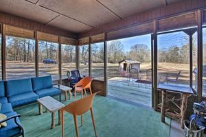 Renta temporal - Secluded Boles Home Near River: Pets Welcome!