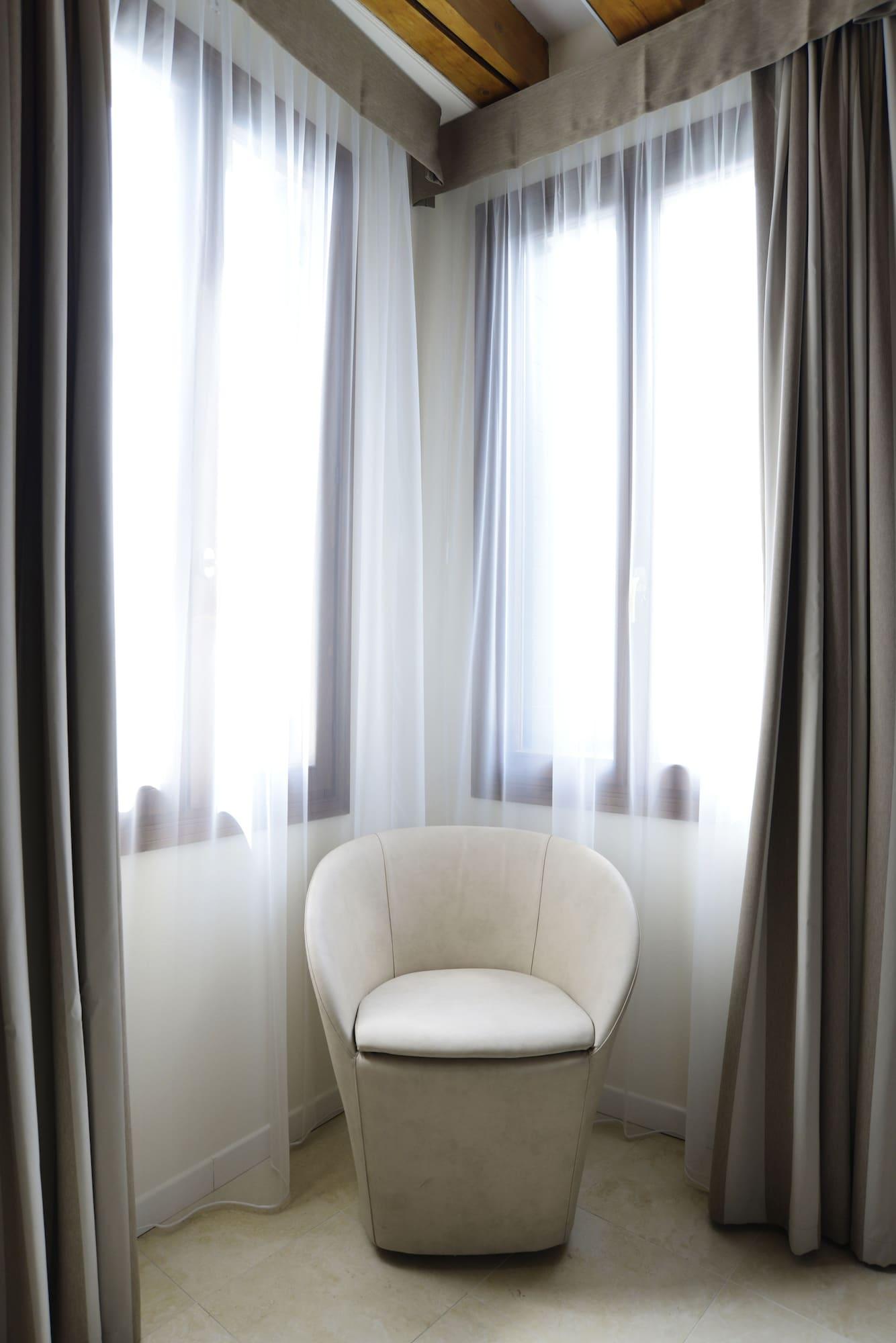 Set de Habitación Hotel Leone