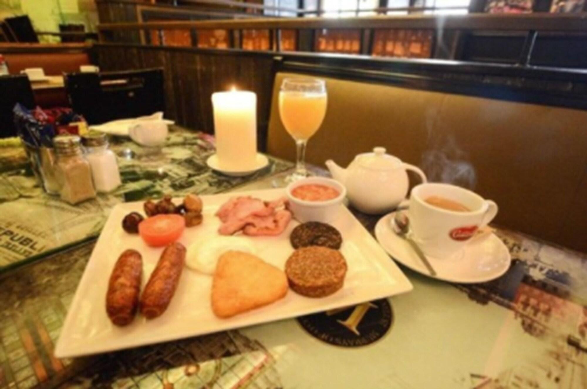 Restaurant The Gate Hotel