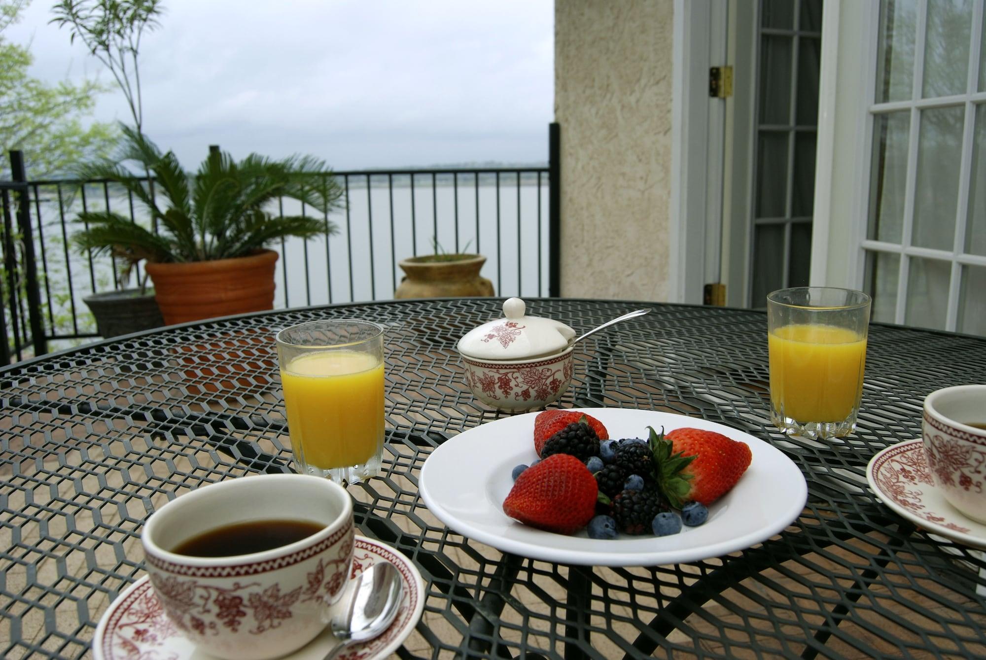 Restaurant The Lakehouse Bed & Breakfast