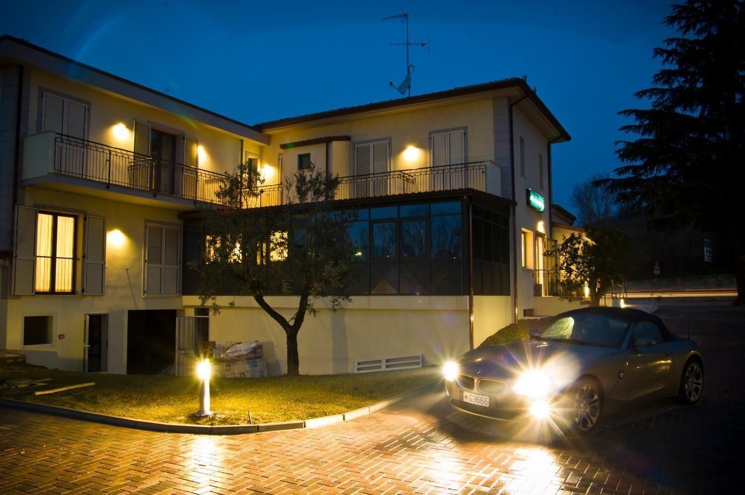 Vista Exterior Hotel Main Street