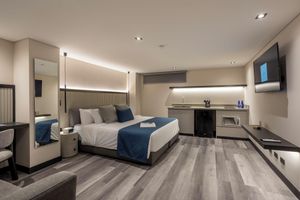 Alojamiento - ALTUS HOTEL