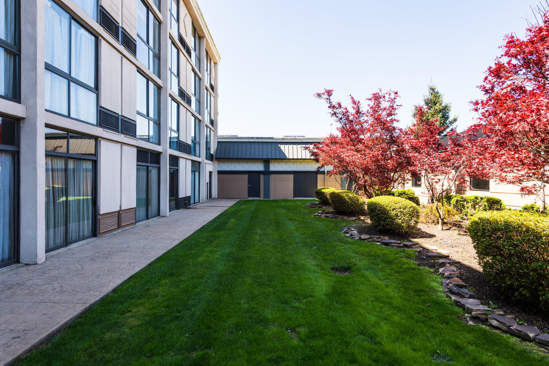 Vista Exterior Holiday Inn South Plainfield-Piscataway by IHG