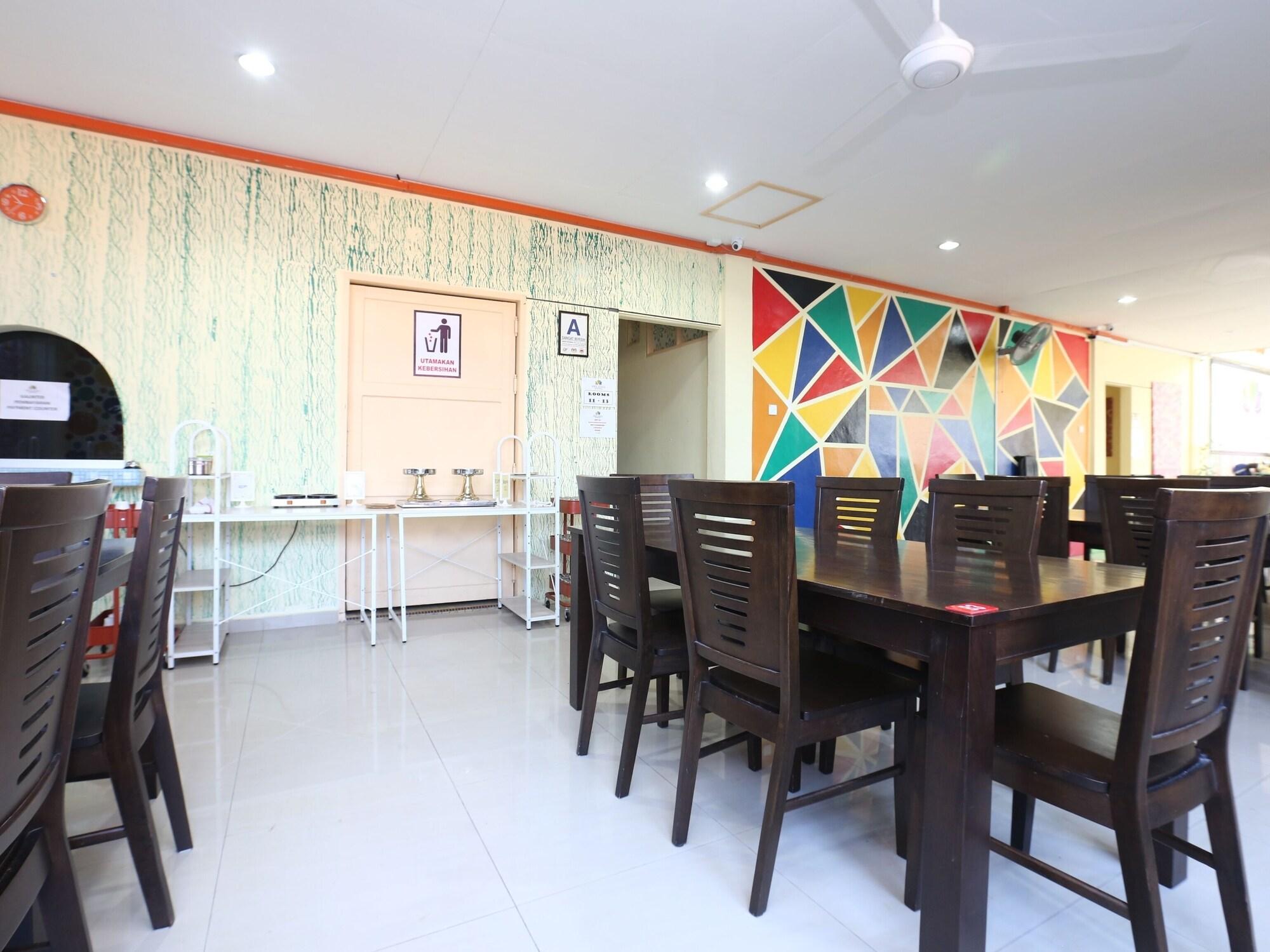 Restaurant Hotel O Pelangi Marang