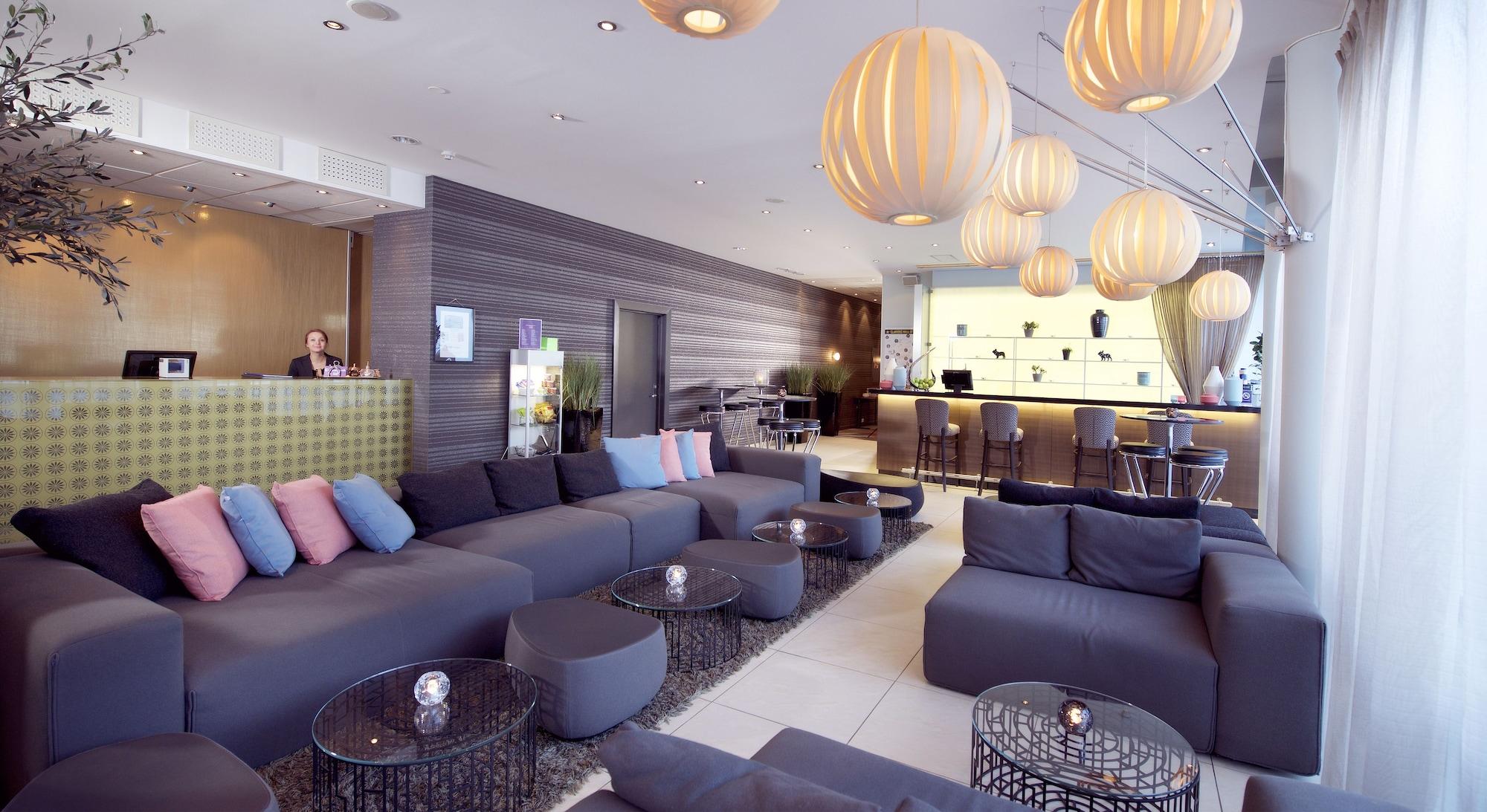 Vista Lobby Home Hotel Aurora