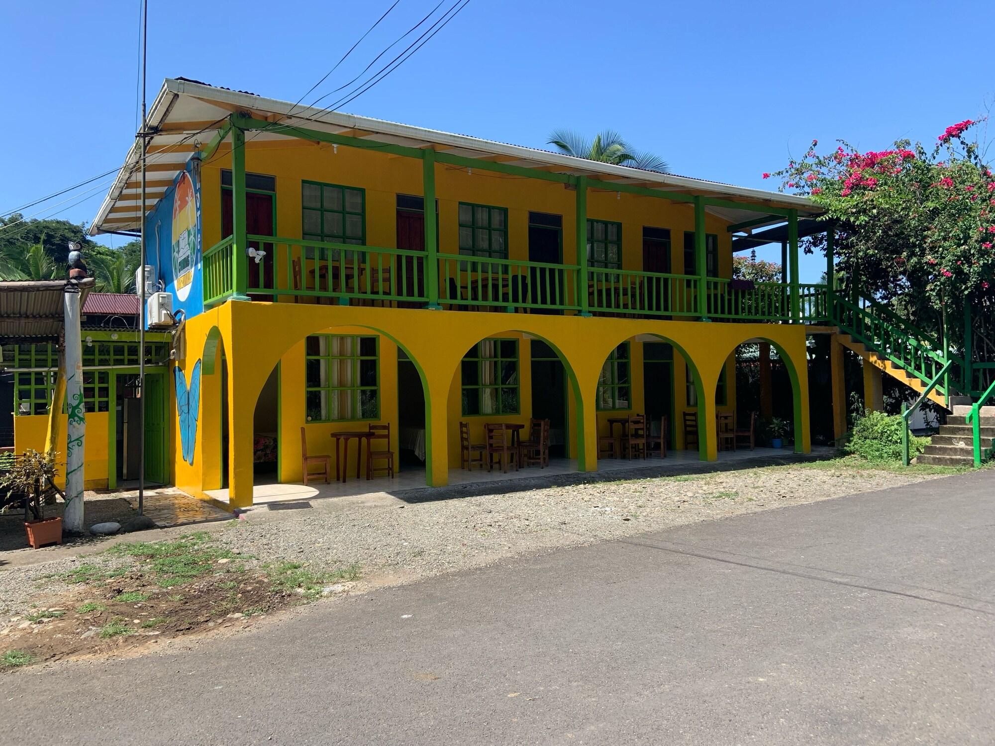 Varios cabinas Manzanillo caribe