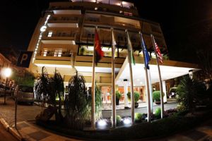 Alojamiento - Hotel Continental