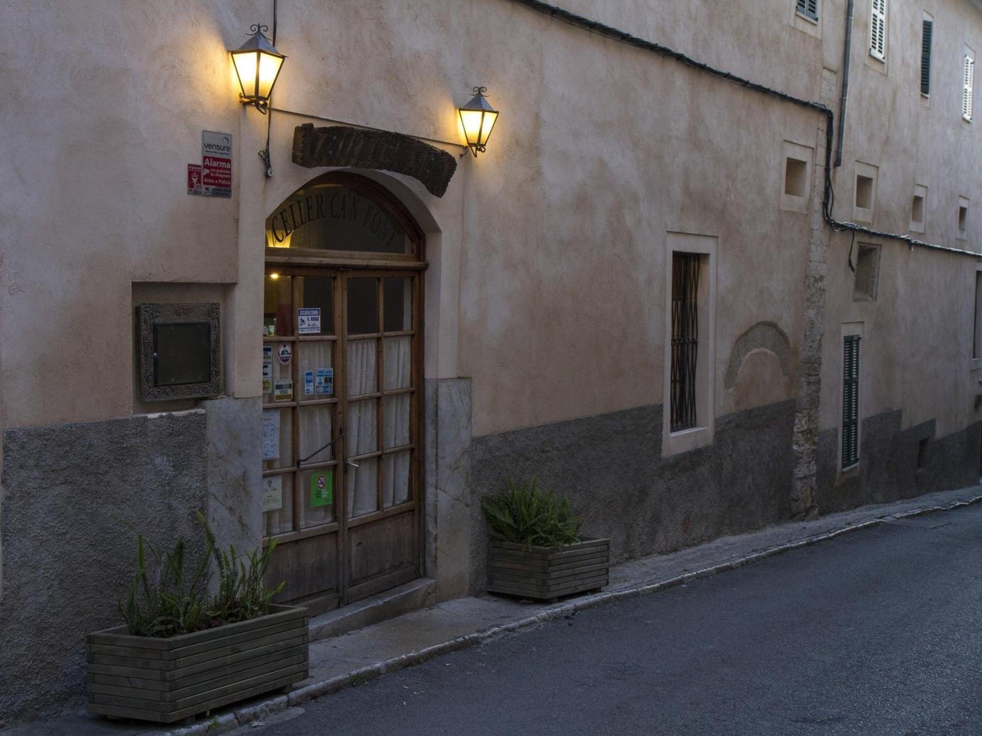 Vista Exterior Hotel Can Font