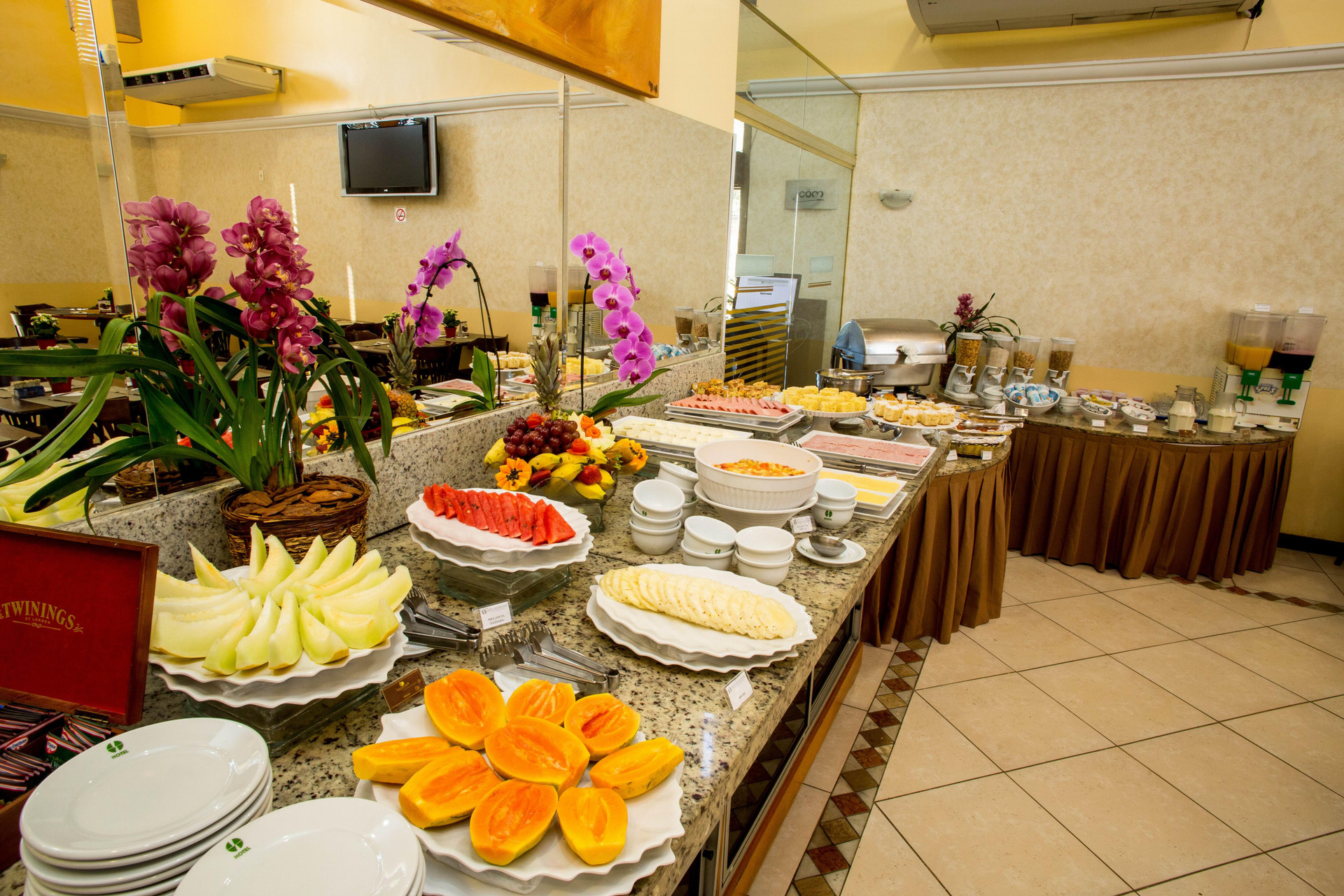 Restaurant Hotel Golden Park Campinas Viracopos By Nacional Inn