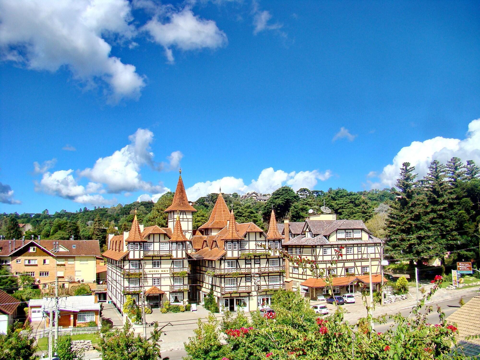 Vista Exterior Hotel Sky