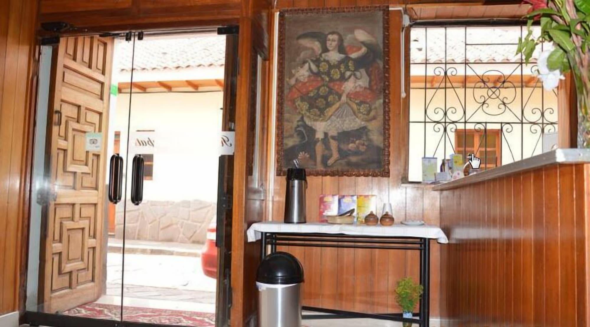 Varios Hostal Huaynapata