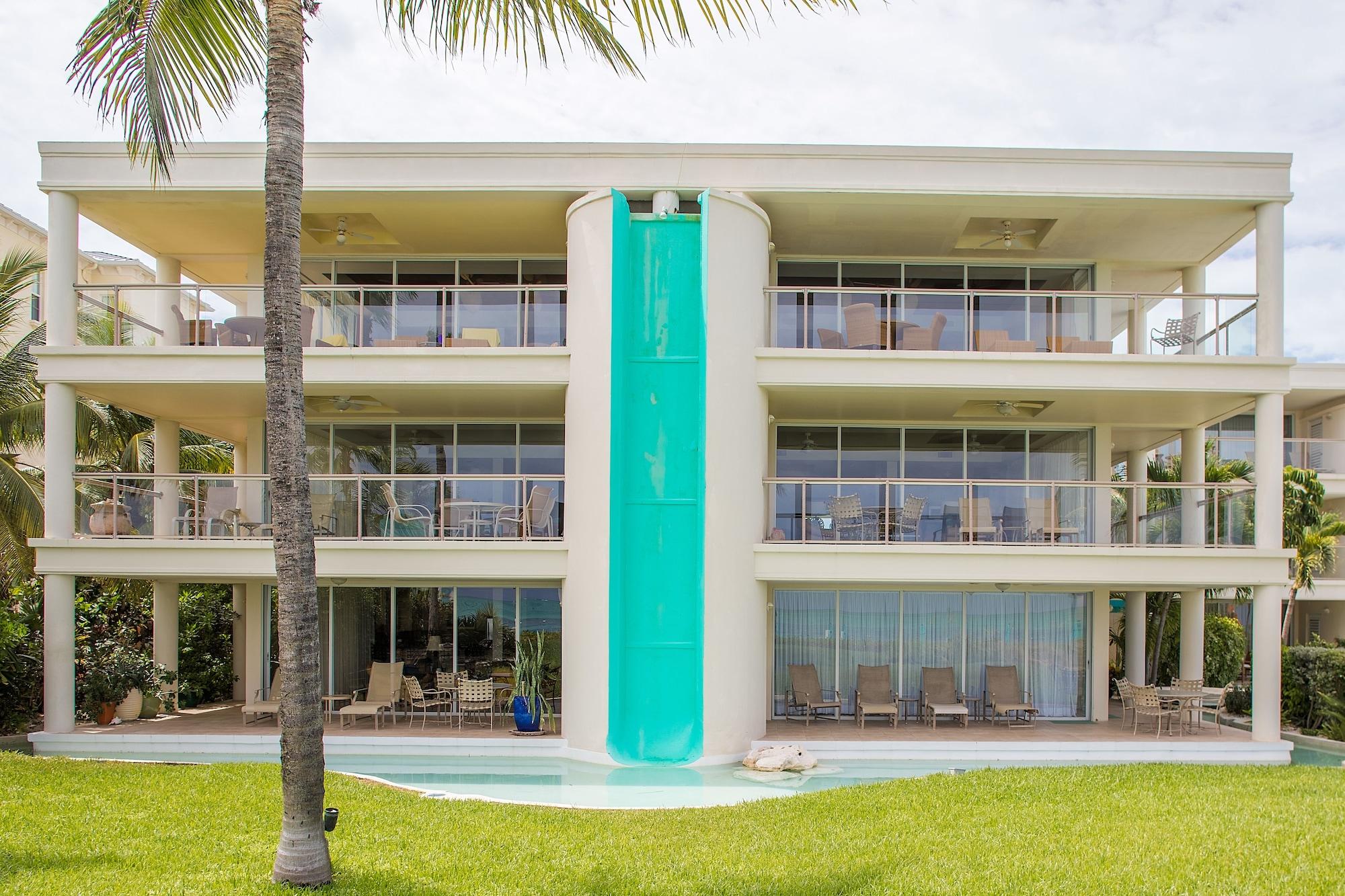 Vista Exterior Coral Gardens on Grace Bay