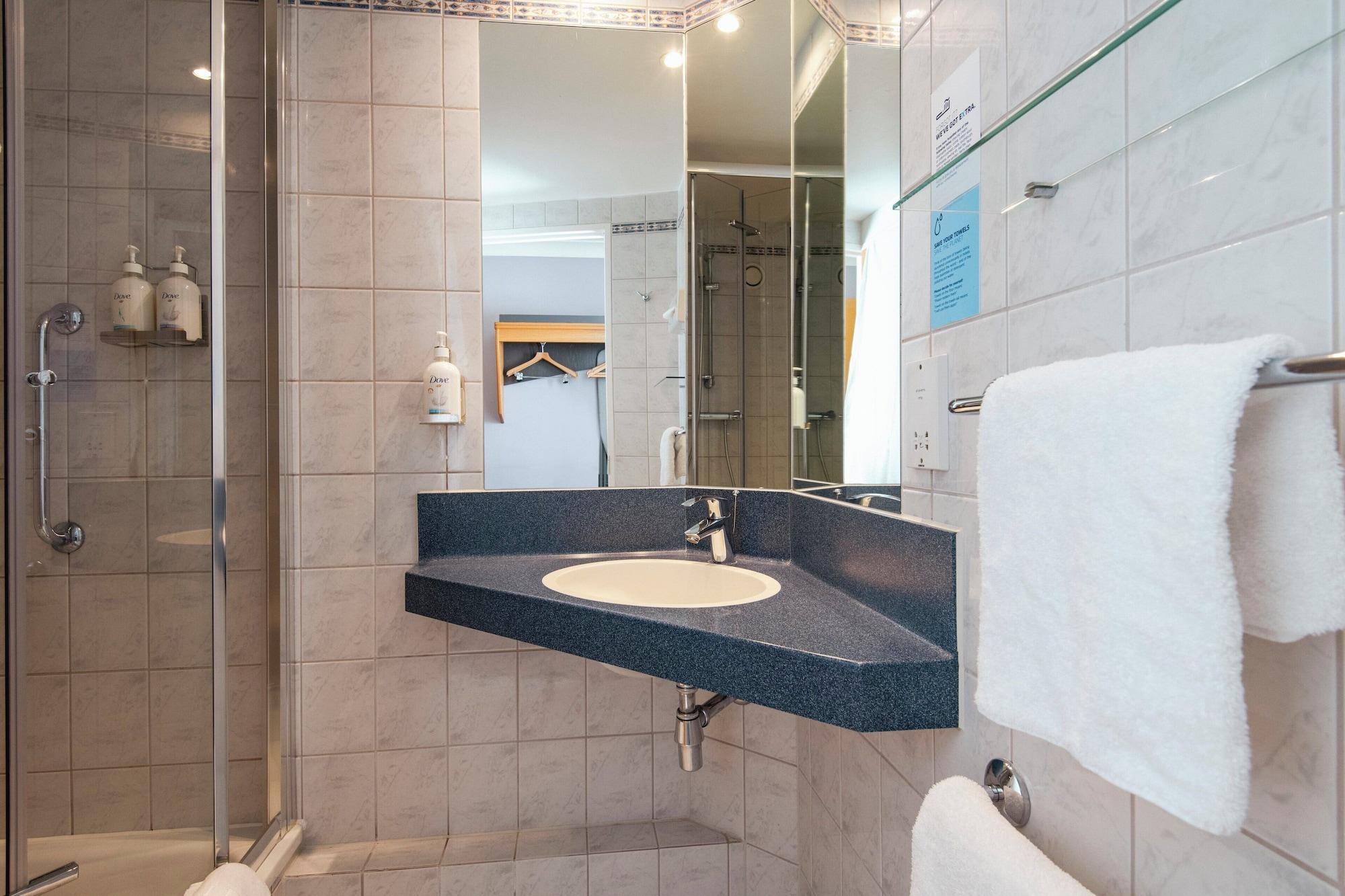Equipamiento de Habitación Holiday Inn Express Perth by IHG