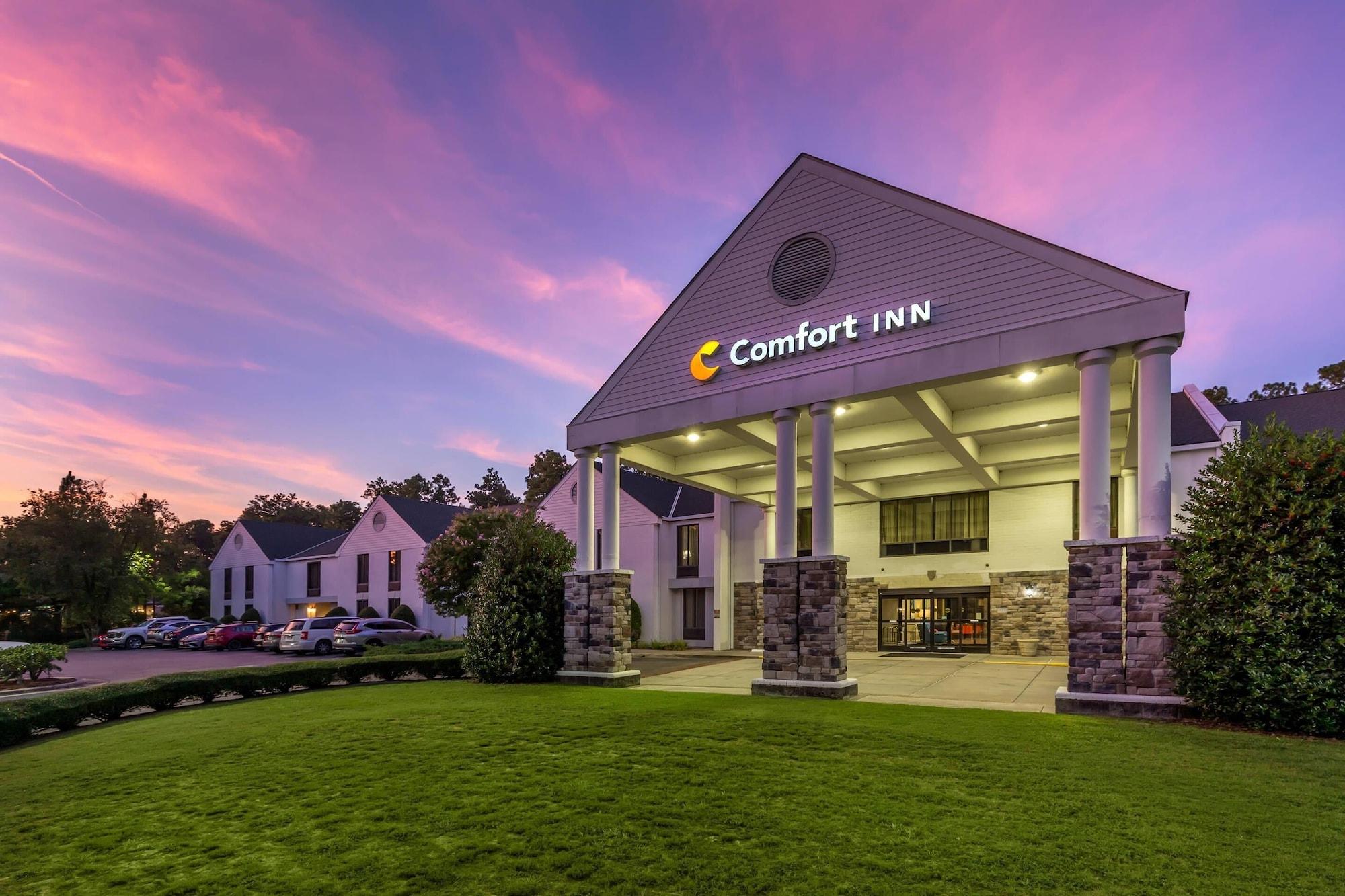 Vista Exterior Comfort Inn Pinehurst - Southern Pines