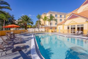 Alojamiento - La Quinta Inn & Suites by Wyndham Orlando Universal area