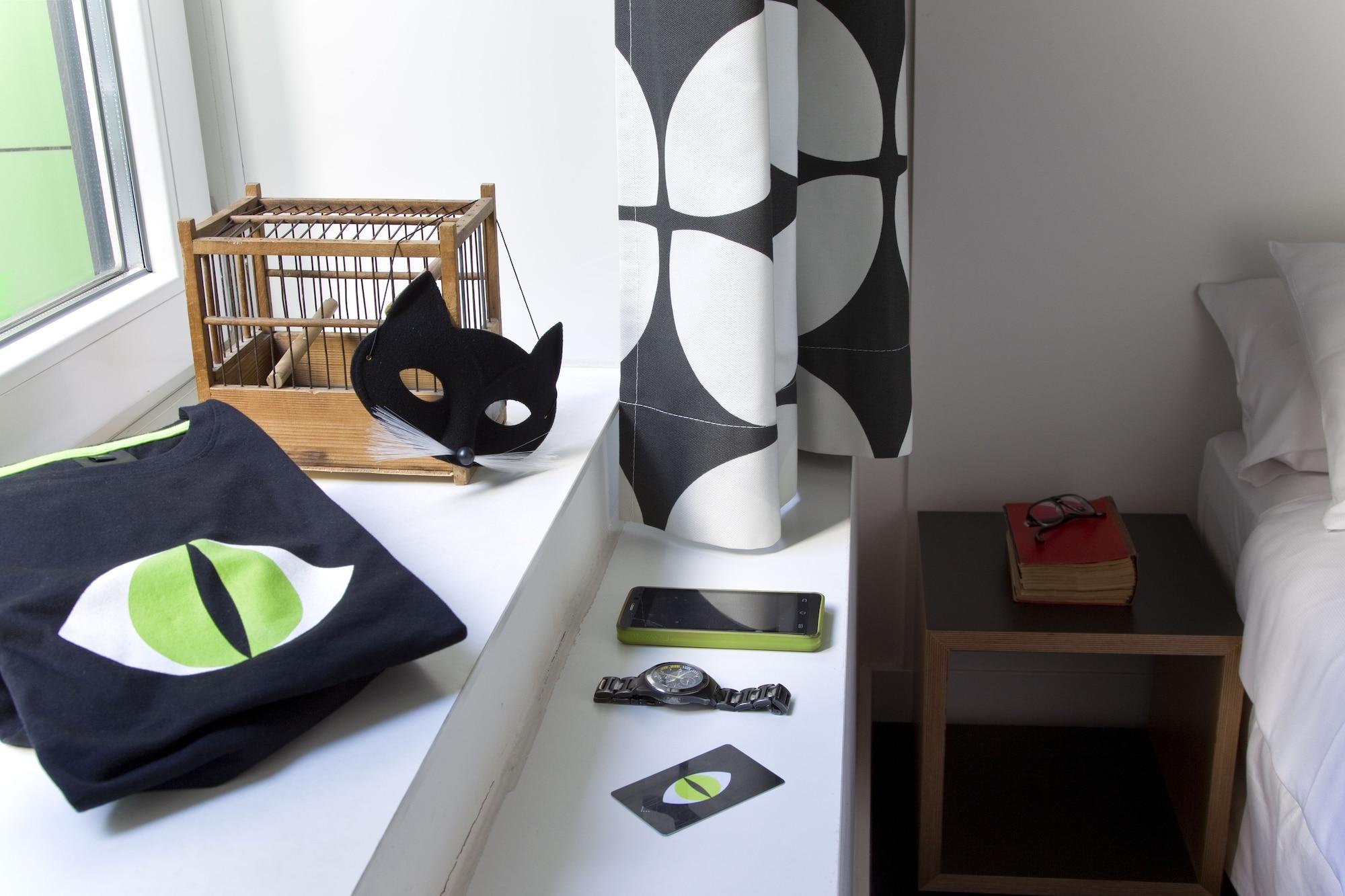 Set de Habitación Hotel Gat Point Charlie Berlin