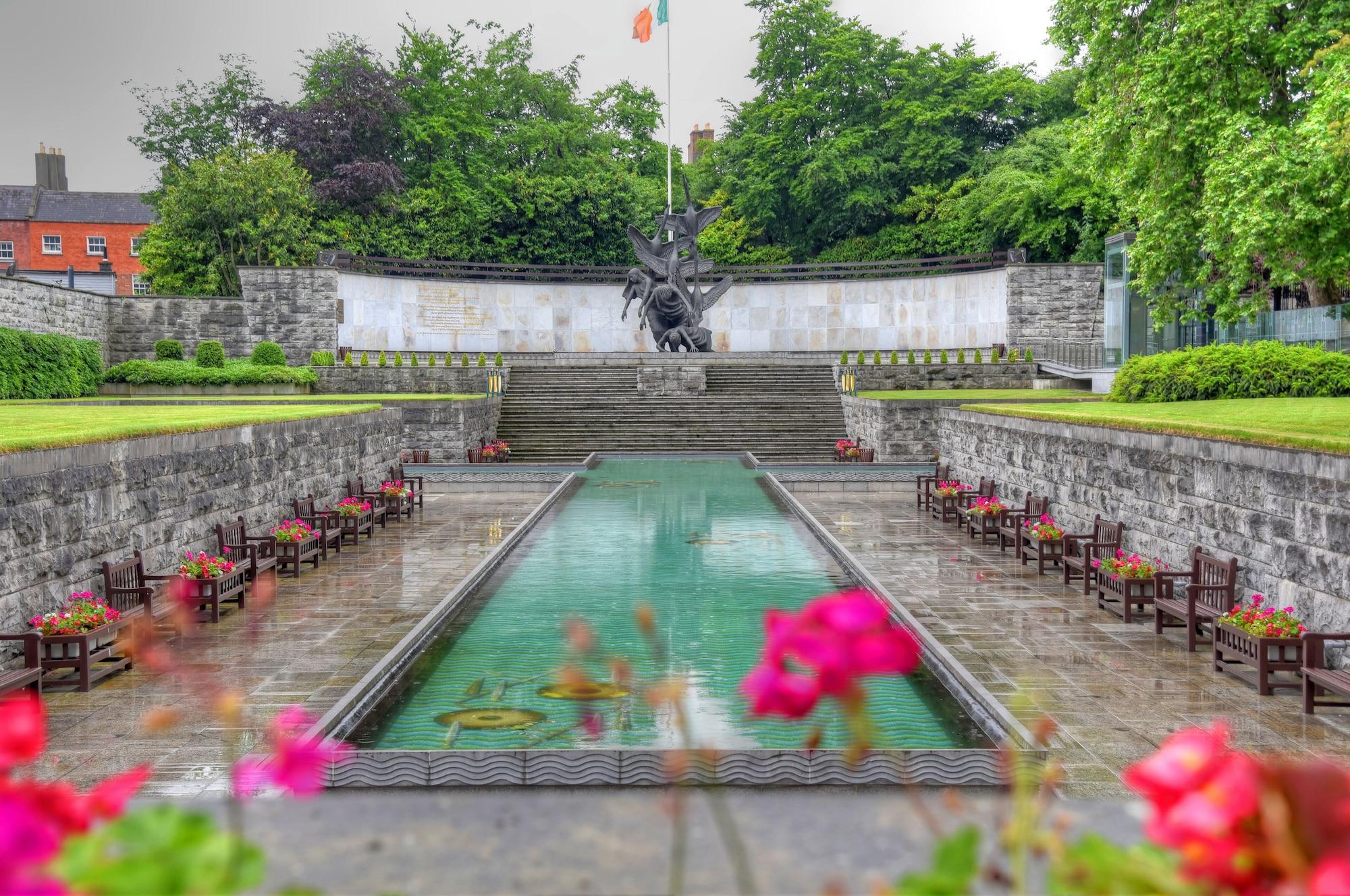 Vista Exterior Cassidys Hotel