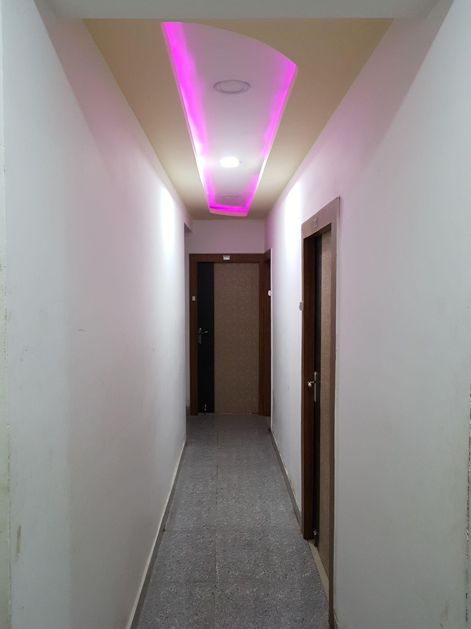 Varios Jimmy Guest House
