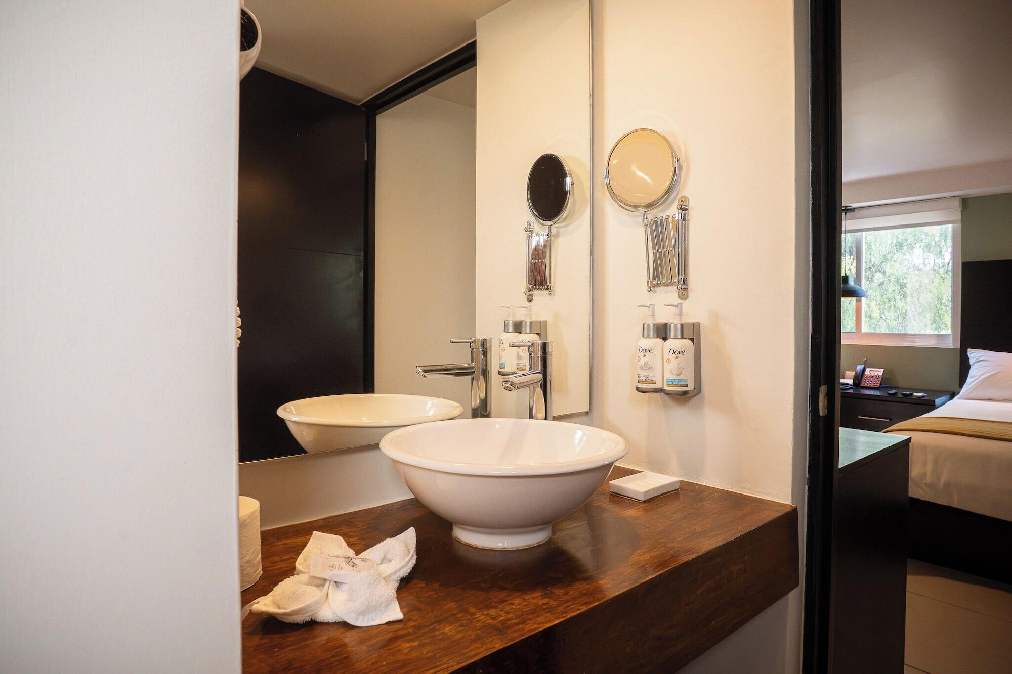Equipamiento de Habitación Hotel Omenia&nbsp;