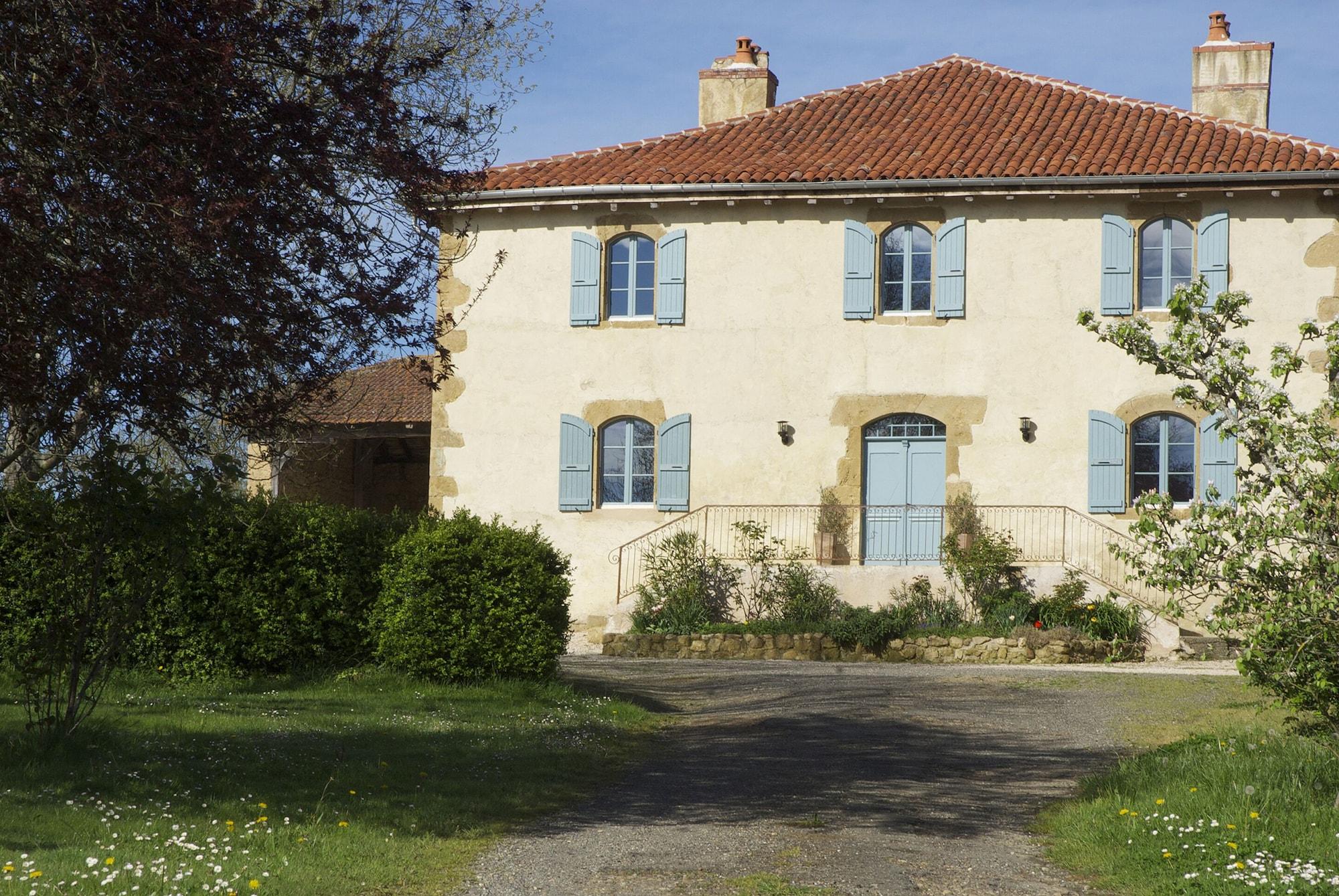 Varios La Maison de Bazugues