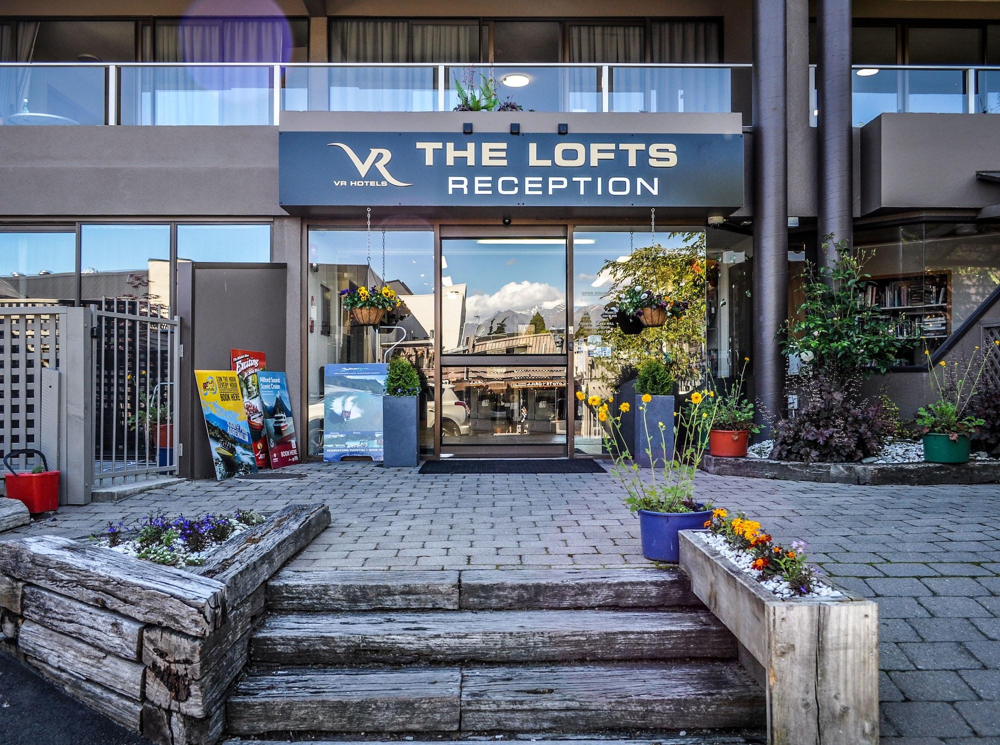 Vista Exterior The Lofts Apartments