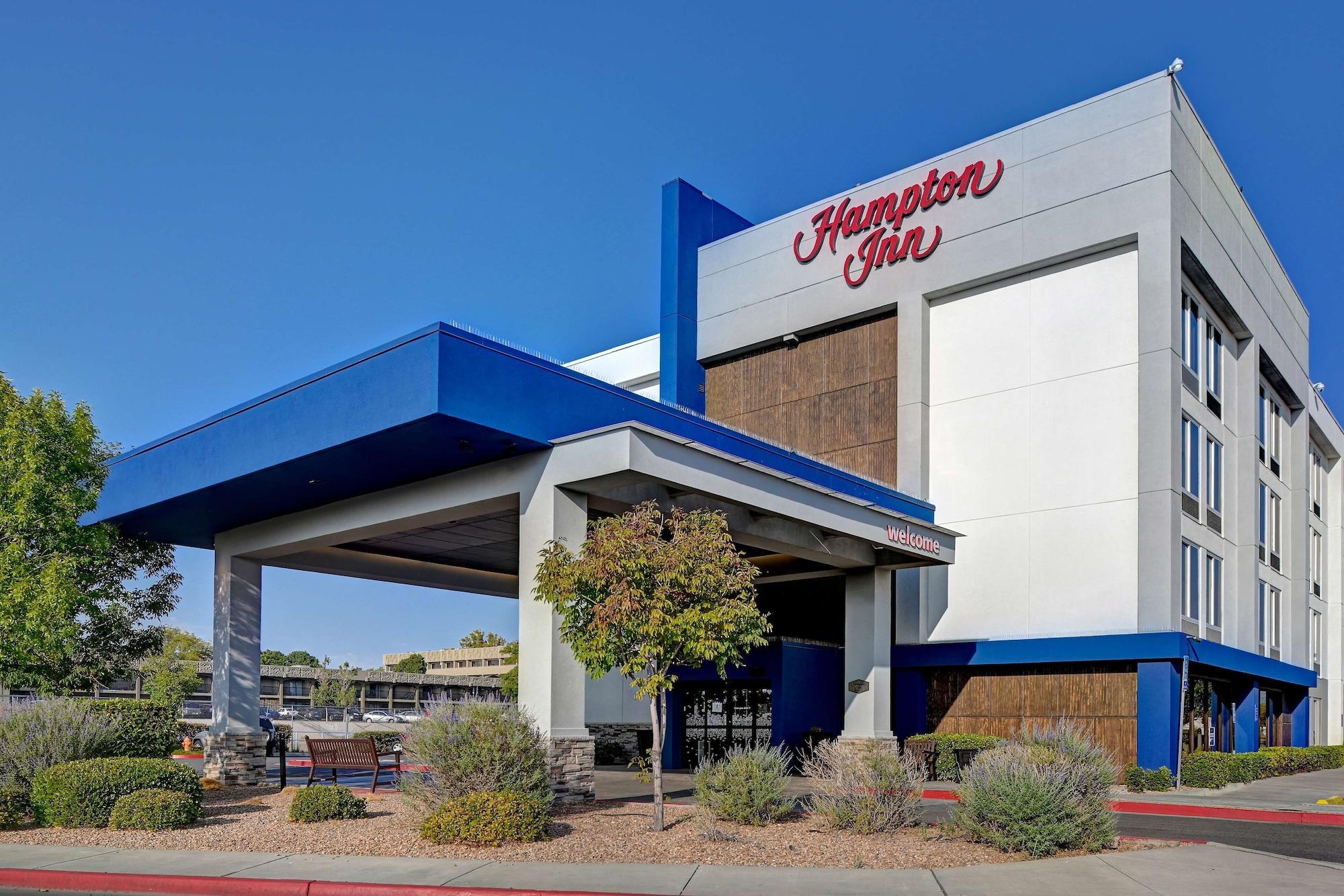 Vista Exterior Hampton Inn Albuquerque-University/Midtown
