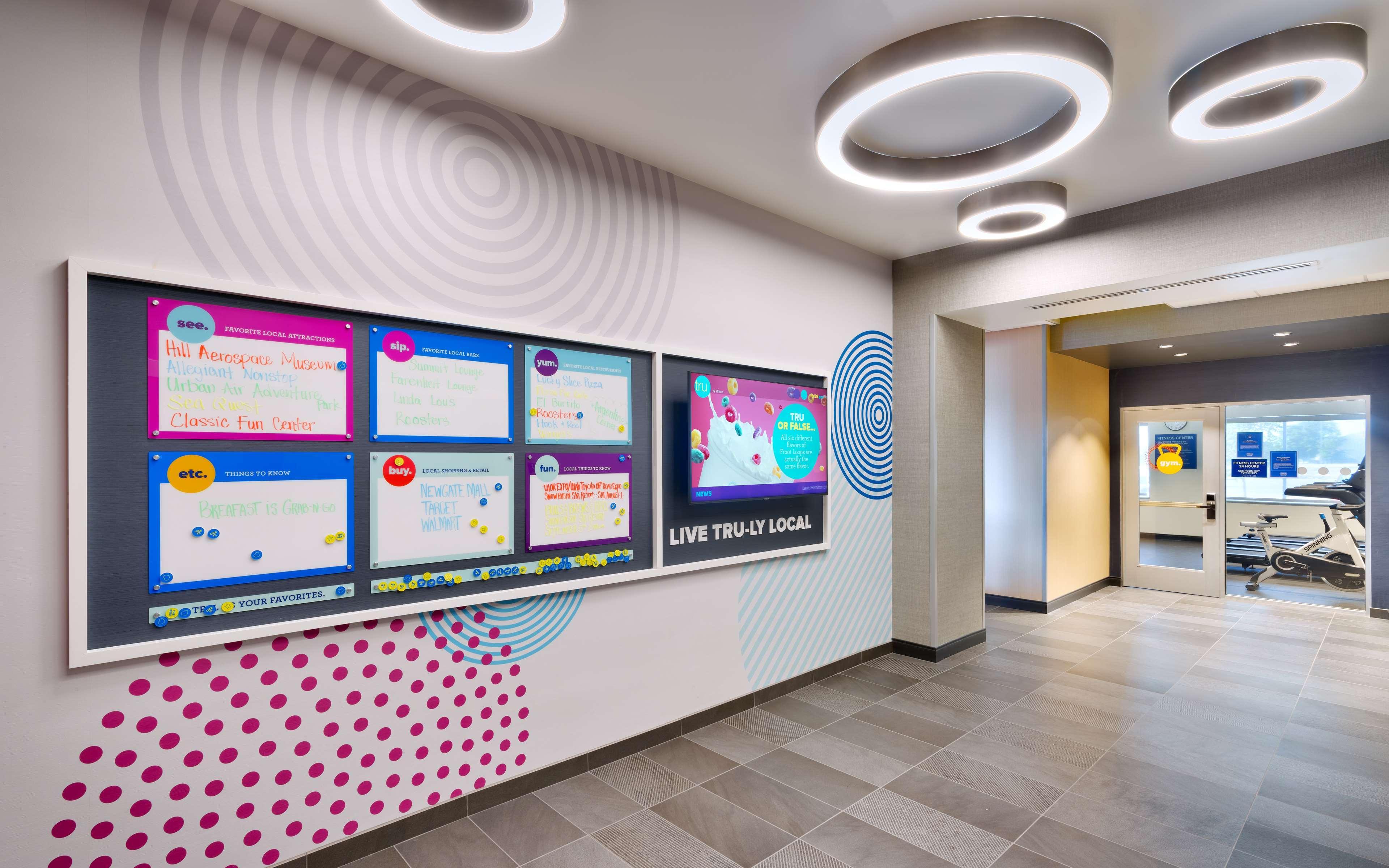 Vista Lobby Tru By Hilton Clearfield Hill Air Force Base