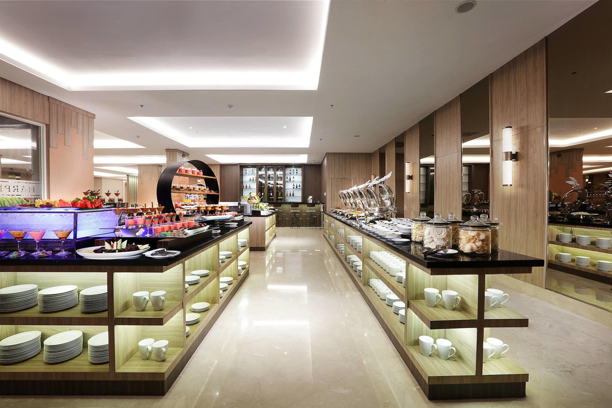 Restaurant Harper Perintis - Makassar by ASTON