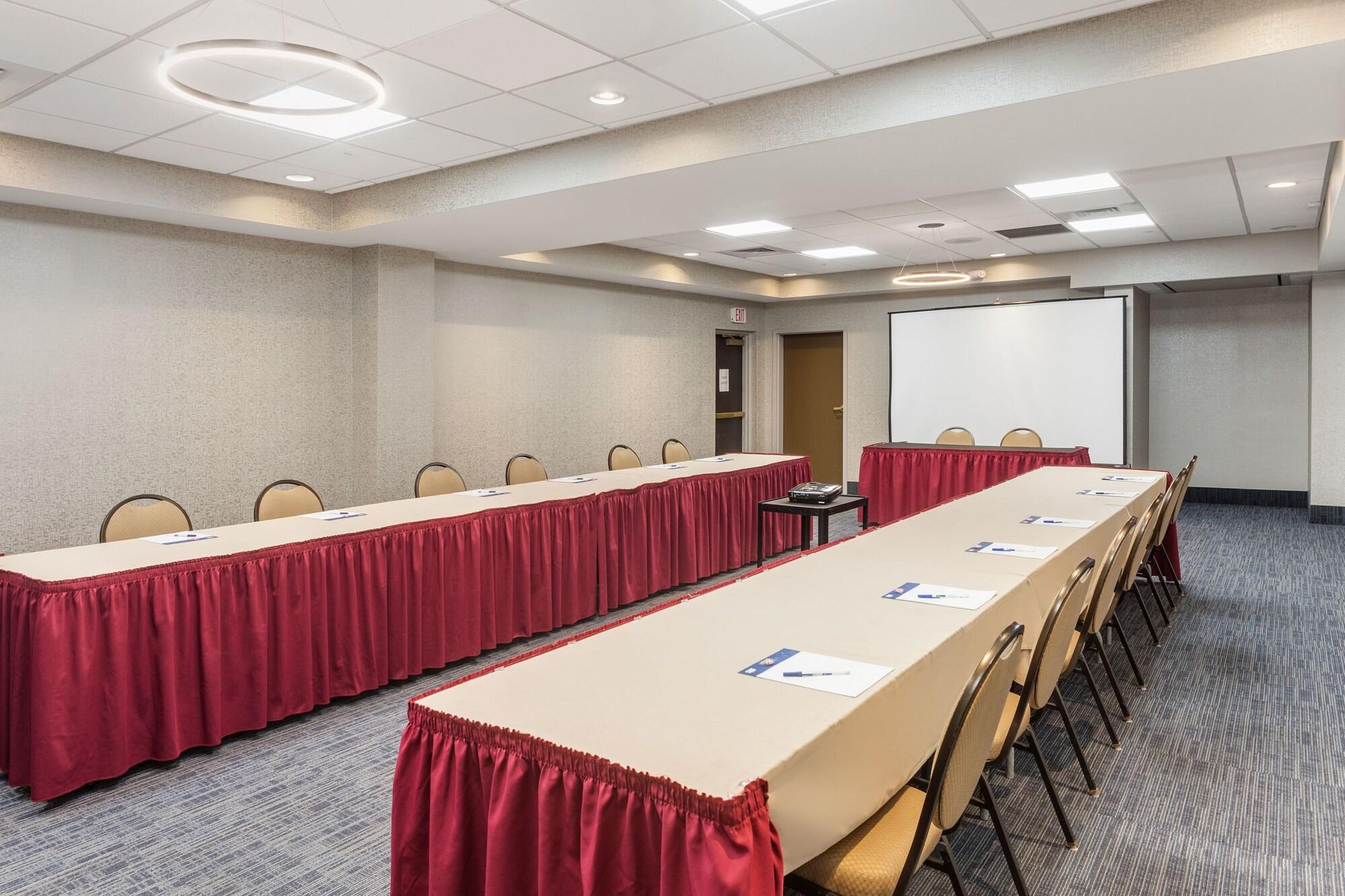 Sala de Reuniones Holiday Inn Express Hotel & Suites Providence-Woonsocket by IHG