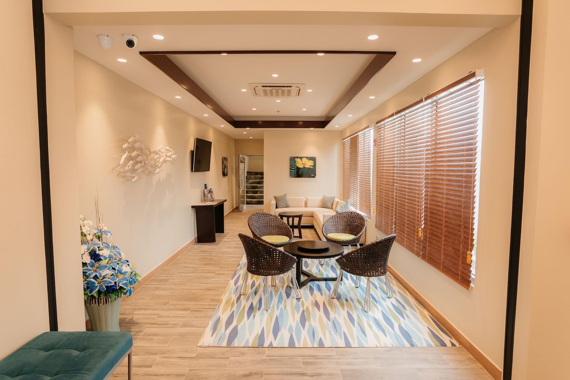 Vista Lobby Surfrider Resort Hotel