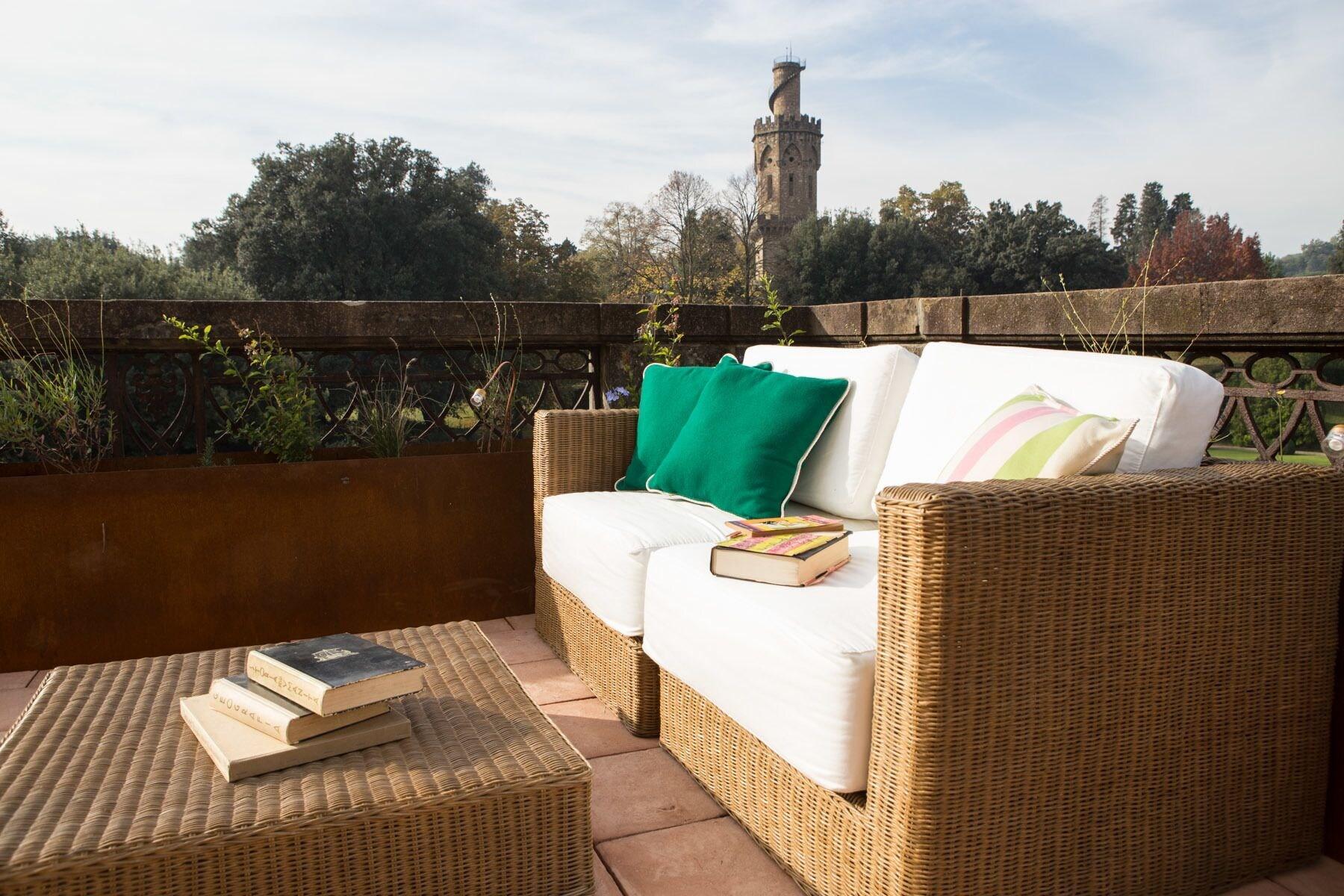 Varios AdAstra Suites