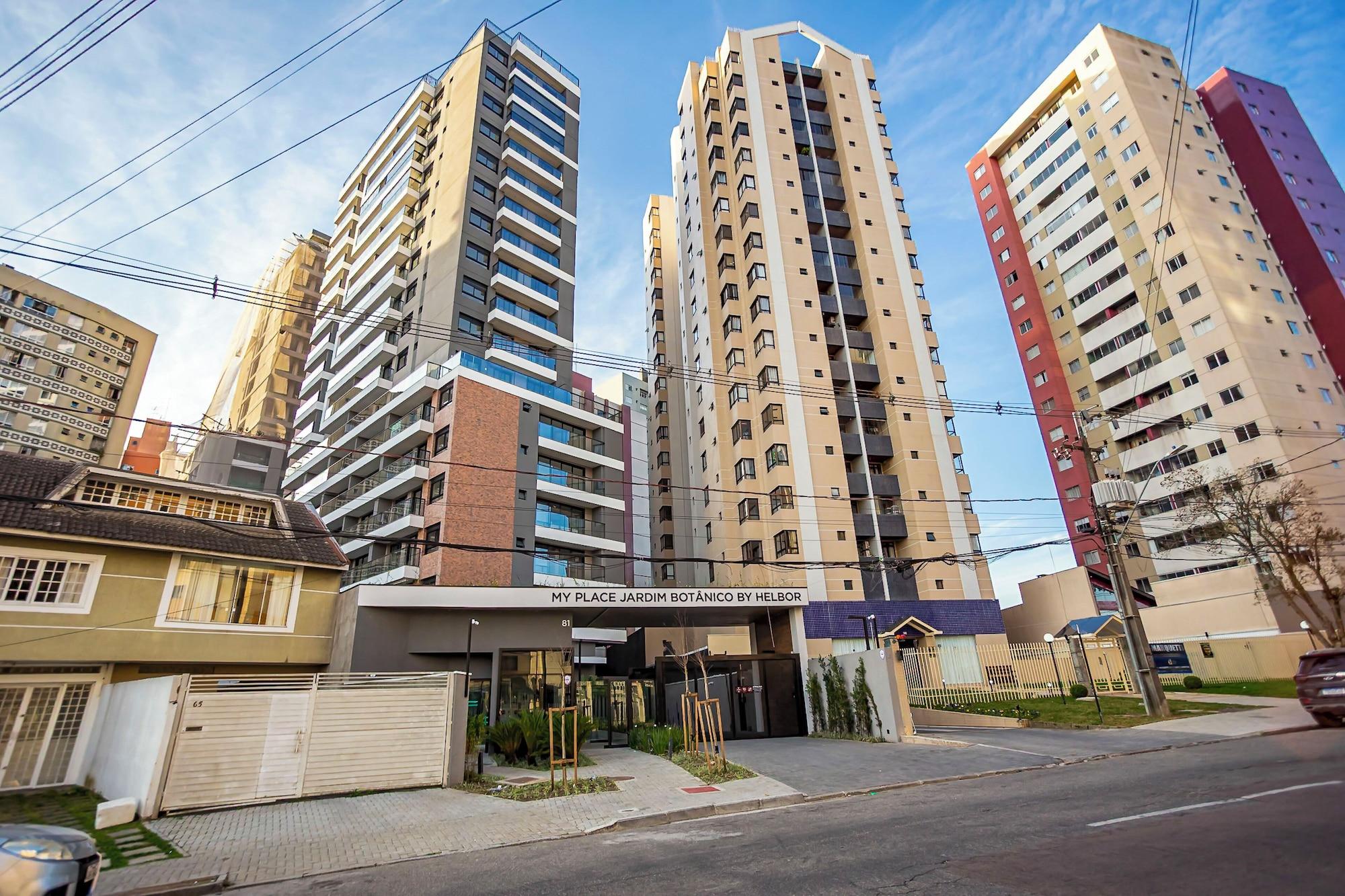 Vista Exterior My Place by Yogha