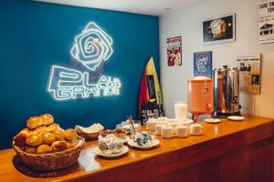 Alojamiento - Hostel Playa Grande Güemes