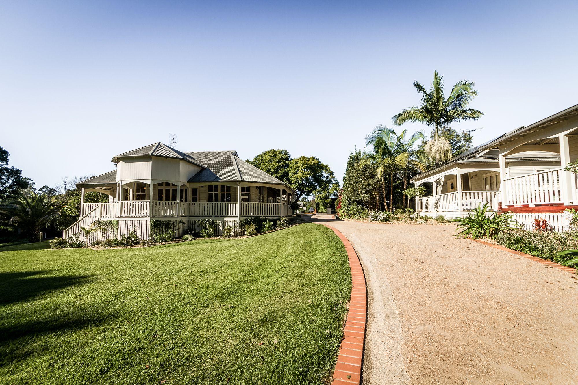 Varios Bangalow Guesthouse