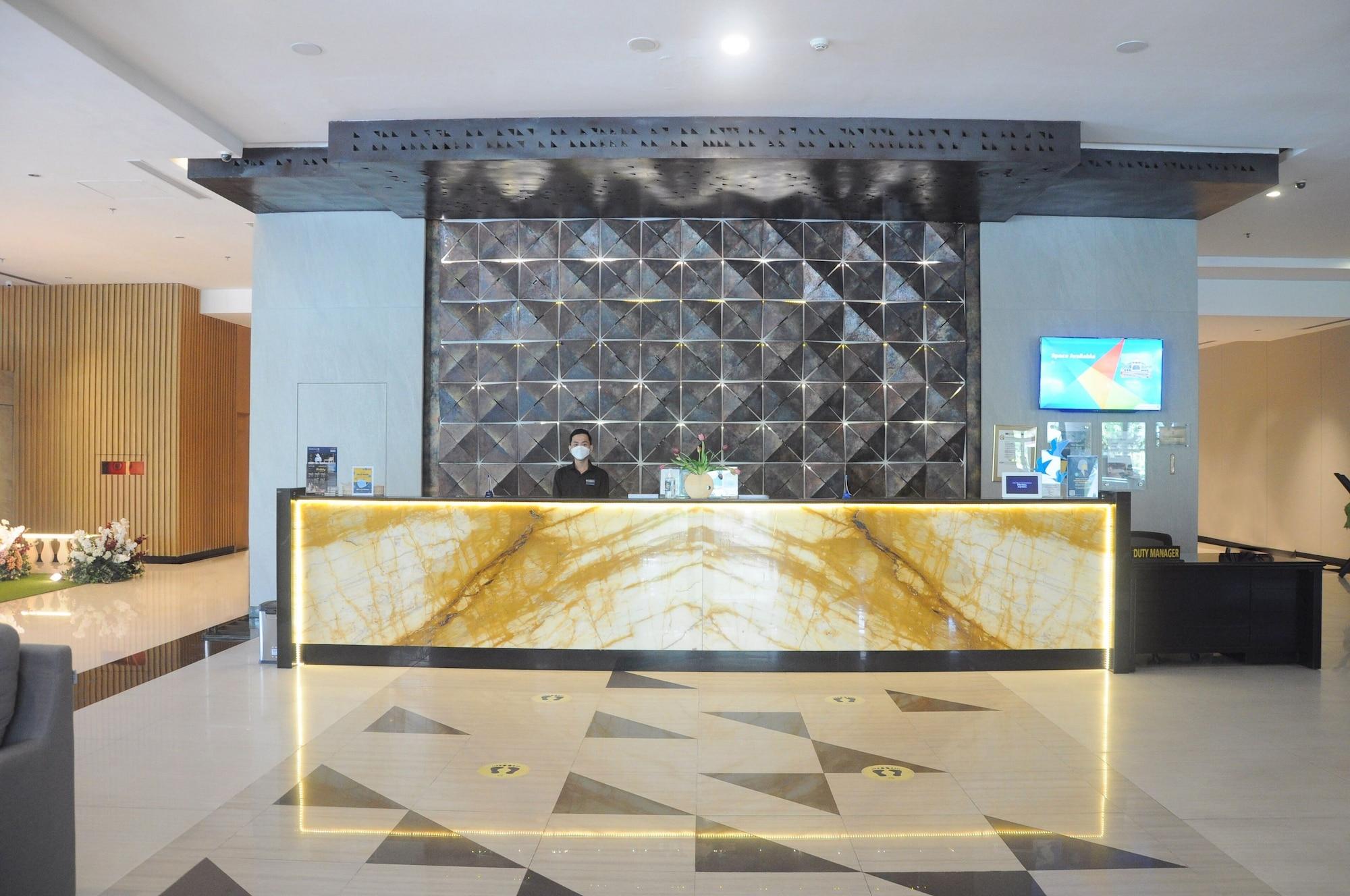 Vista Lobby Golden Tulip Pontianak
