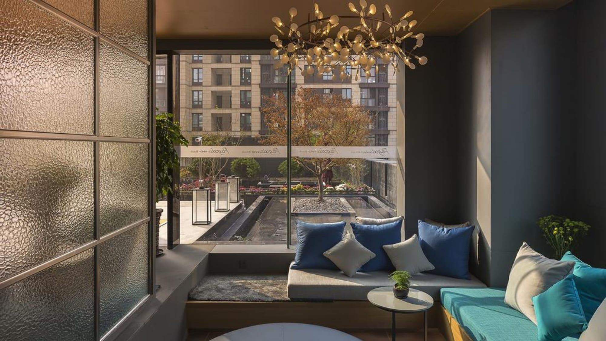 Vista Lobby Ssaw Pagoda Hotel Shanghai