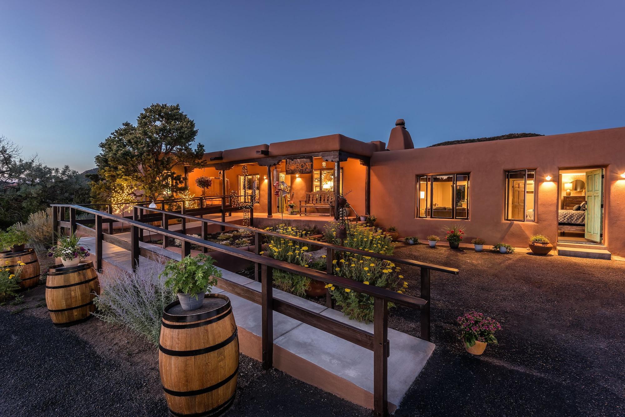 Varios Bobcat Inn Bed and Breakfast